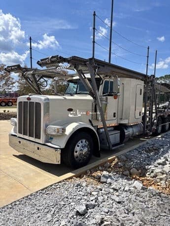 2022 Peterbilt 389 Car Hauler Trucks