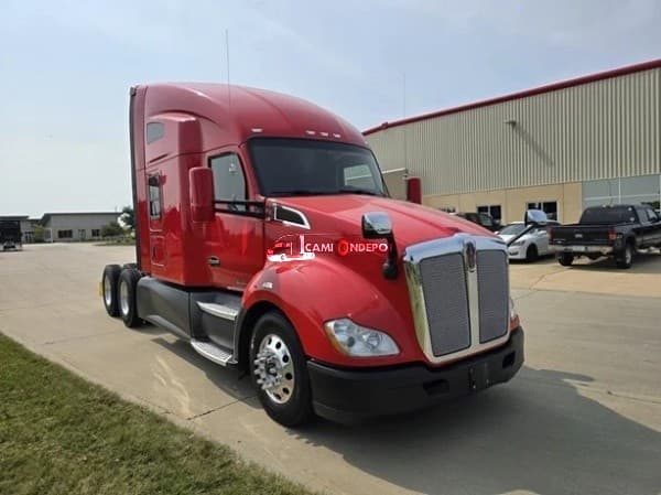 2020 Kenworth T680 Sleeper Trucks