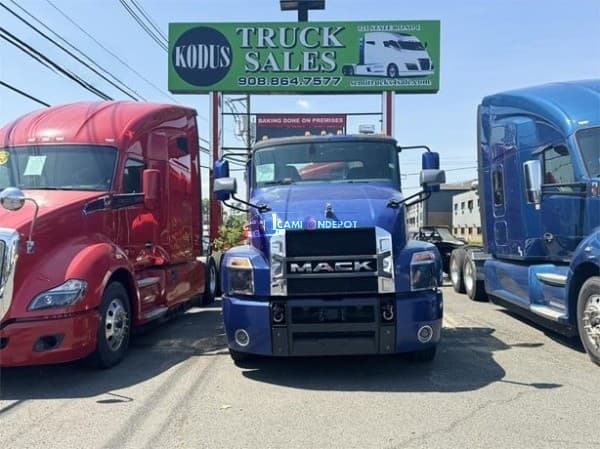 2020 Mack  ANTHEM 42T Day Cab Trucks