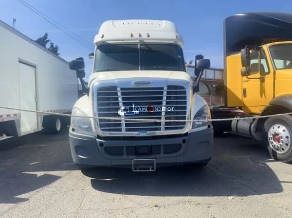 2018 Freightliner CASCADIA 125 Sleeper Trucks