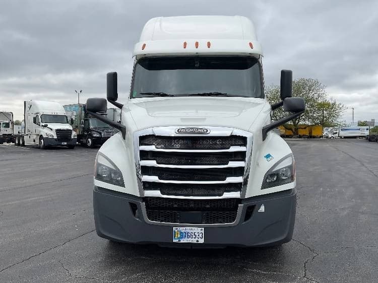 2020 Freightliner T12664ST Sleeper Trucks