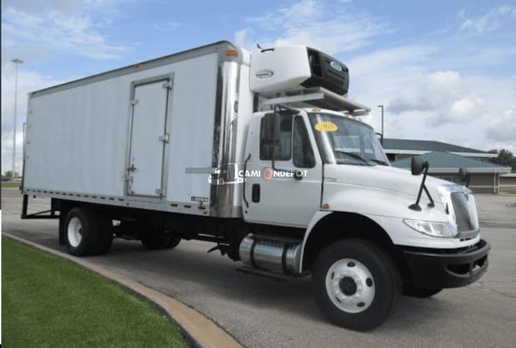 2018 International DURASTAR 4300 Reefer Box Truck