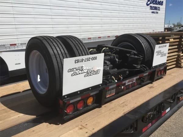 2025 Eager Beaver FLIP AXLE Lowboy Trailer