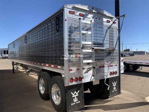 2025 Wilson DWH 751GM Trailers Grain Hopper 
