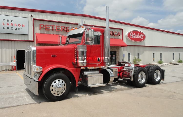 2020 Peterbilt 389 Day Cab Trucks
