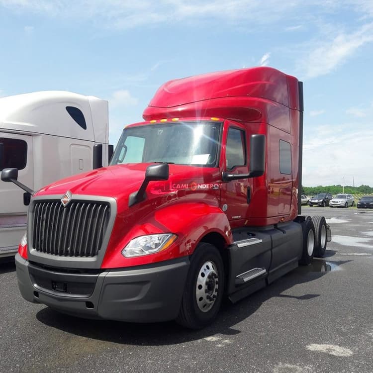 2020 International  625 Sleeper Trucks