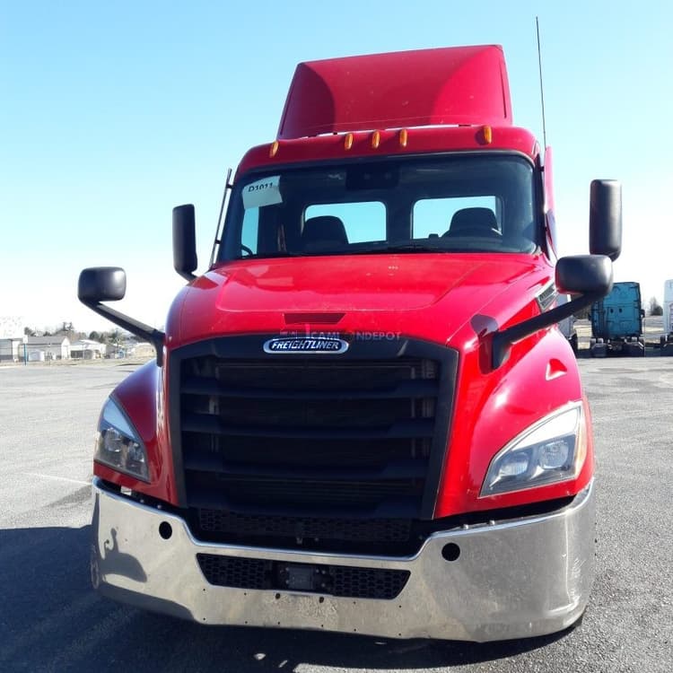 2021 Freightliner CASCADIA Day Cab Trucks