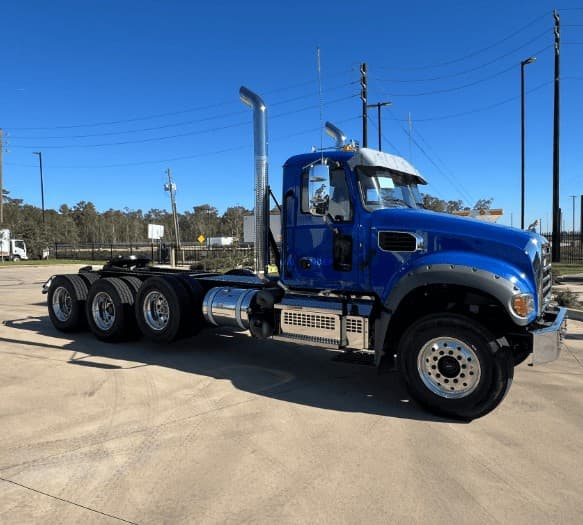 2025 Mack GRANITE 84FT Day Cab Trucks