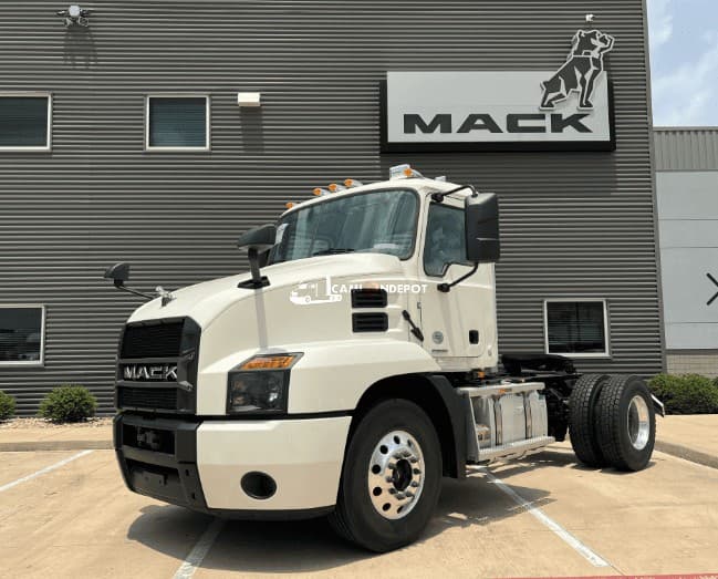 2025 Mack ANTHEM 42T Day Cab Trucks