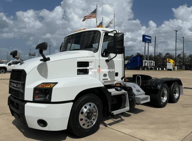2019 Mack ANTHEM 64T Day Cab Trucks