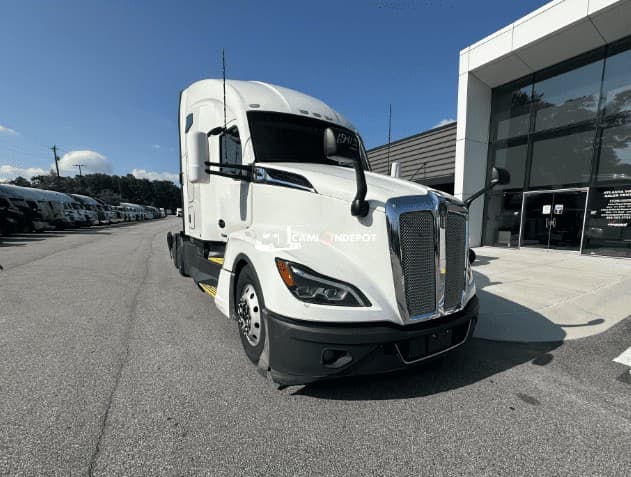 2022 Kenworth T680 Sleeper Trucks