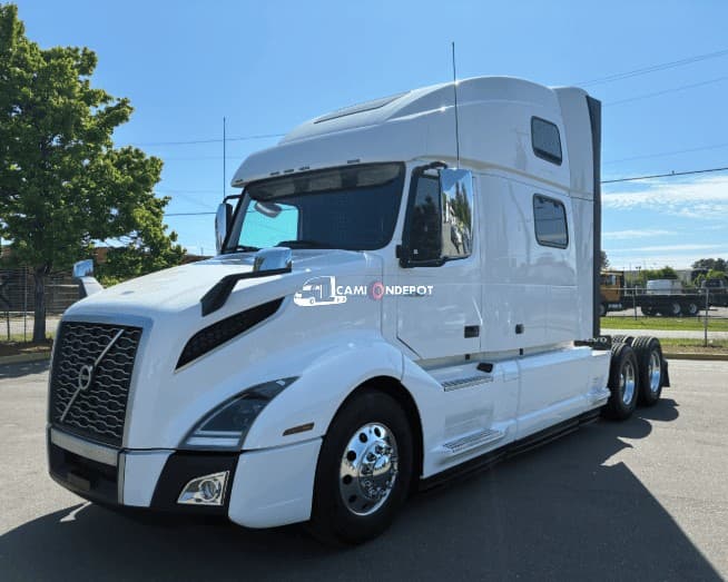 2023 Volvo VNL64T860 Sleeper Trucks