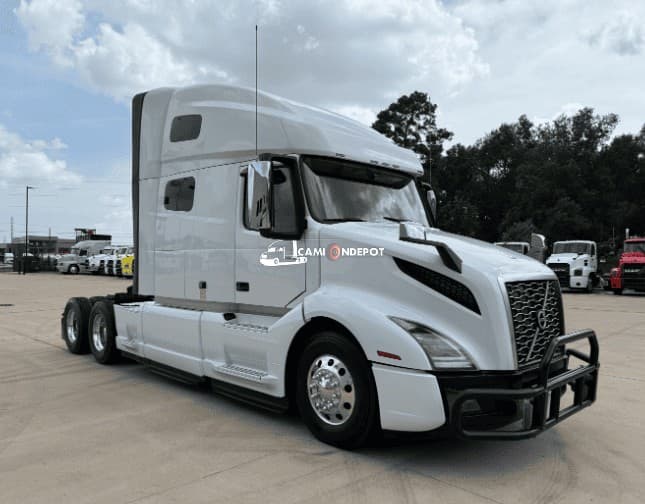 2019 Volvo VNL64T760 Sleeper Trucks