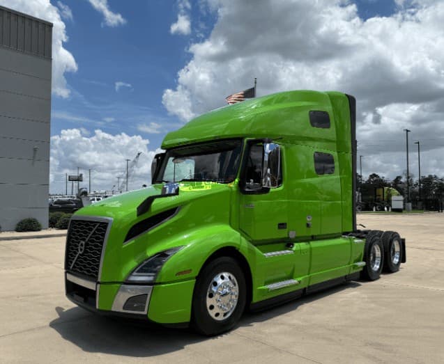 2024 Volvo VNL64T760 Sleeper Trucks