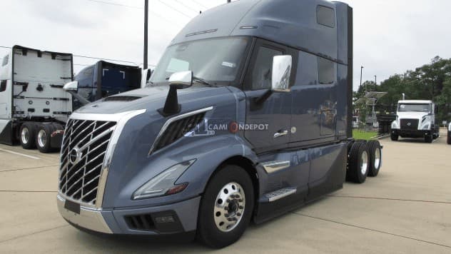 2025 Volvo VNL64T860 Sleeper Trucks