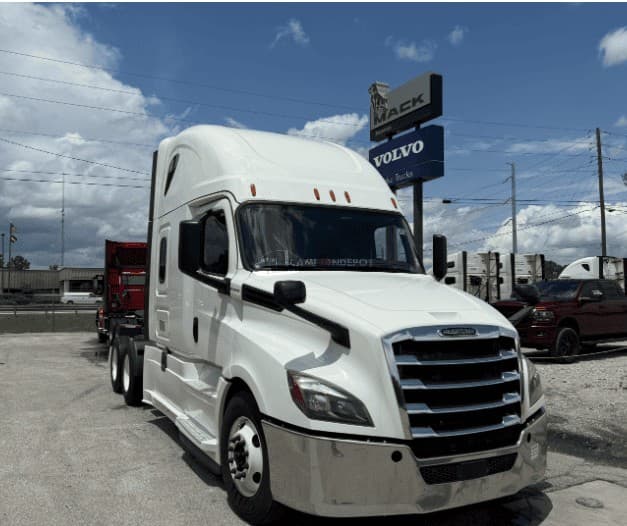 2020 Freightliner Cascadia 126 Sleeper Trucks