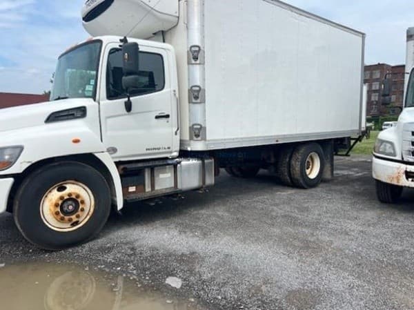 2015 Hino 268 Reefer Box Truck