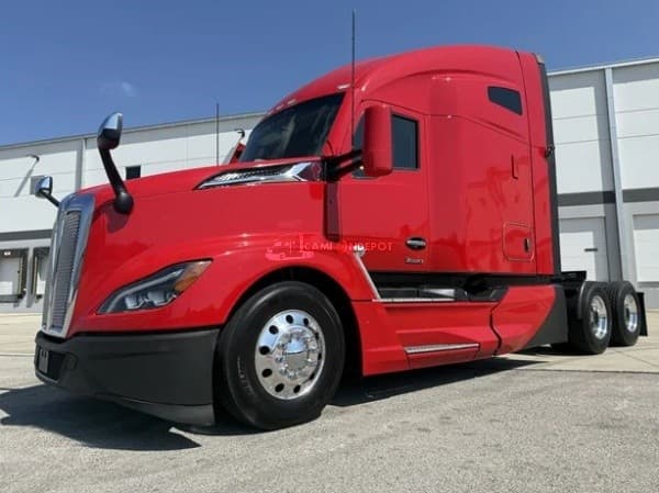 2022 Kenworth T680 Sleeper Trucks