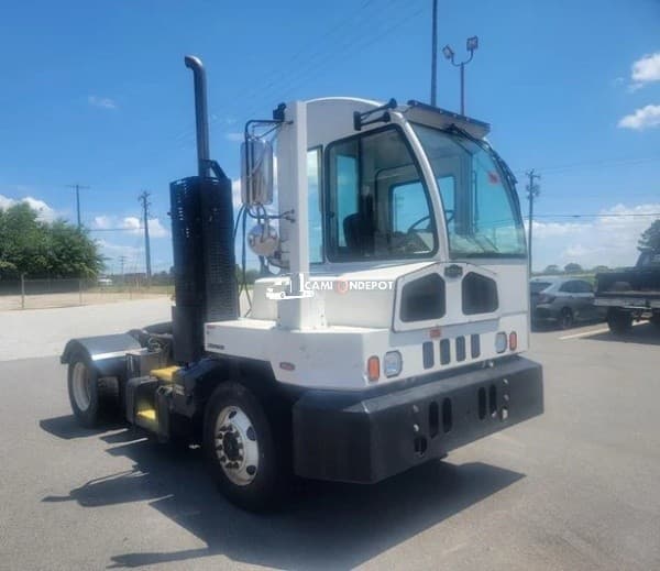 2019 Autocar XSPOTTER Yard Spotter Trucks