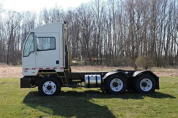 2024 Autocar XSPOTTER ACTT Yard Spotter Trucks
