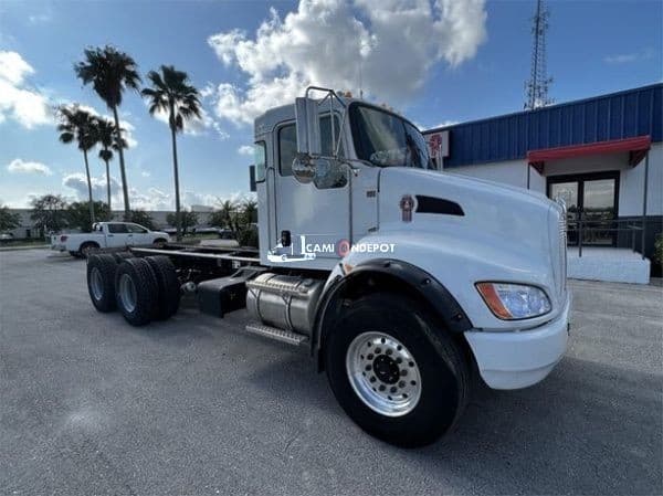 2023 Kenworth T370 Cab & Chassis Trucks