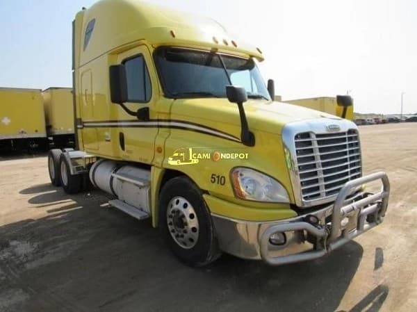 2017 Freightliner CASCADIA 125 Sleeper Trucks