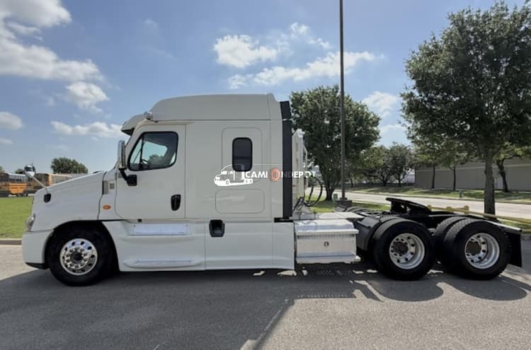 2019 Freightliner CASCADIA 125 Sleeper Trucks