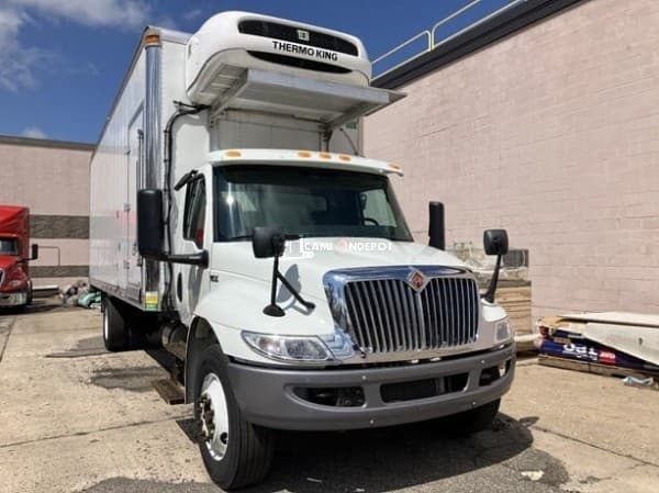 2019 International MV Reefer Box Truck