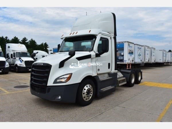 2021 Freightliner CASCADIA 126 Day Cab Trucks