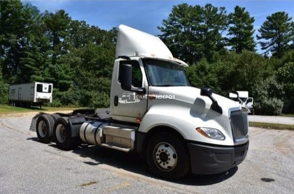 2019 International LT Day Cab Trucks