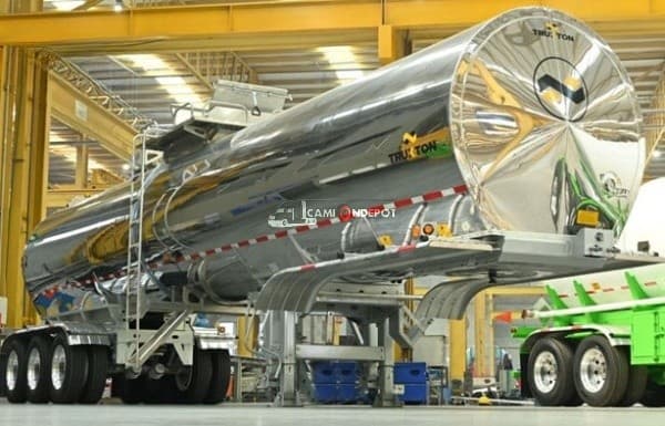 2025 Truxton TRAILER Tank Trailer