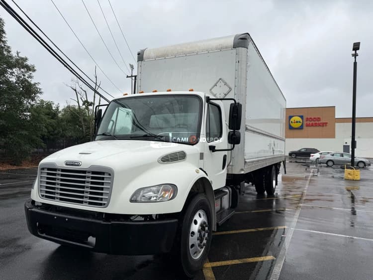 2020 Freightliner M106 Box Trucks