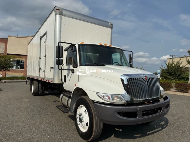 2019 International 4300 Box Trucks