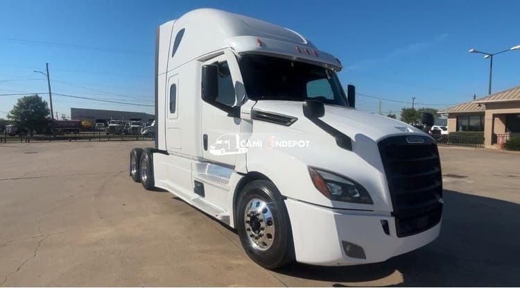 2020 Freightliner Cascadia Sleeper Trucks