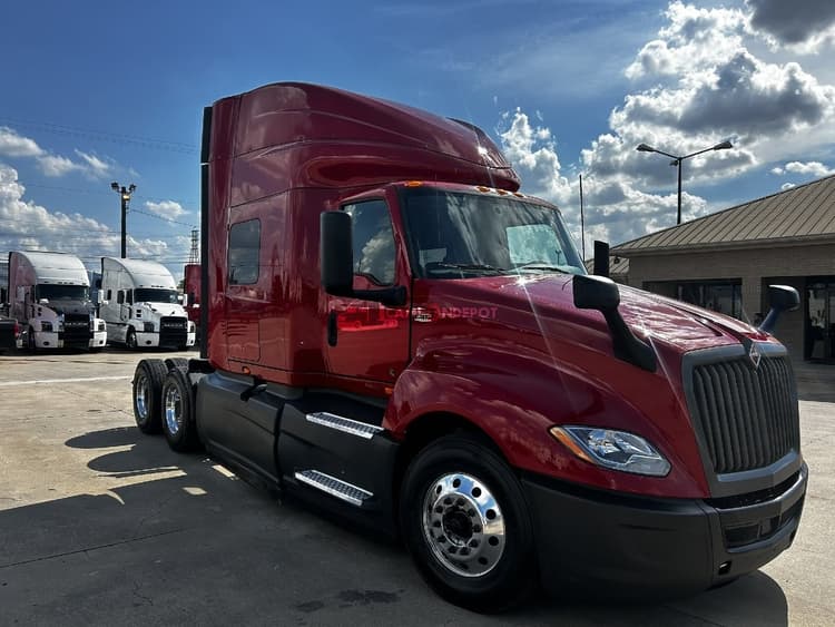 2020 International LT  Sleeper Trucks