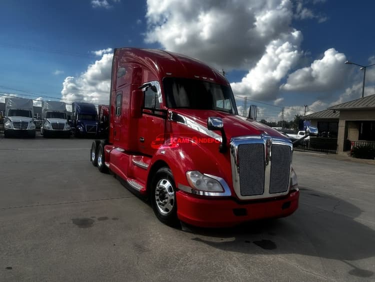 2022 Kenworth T680 Sleeper Trucks