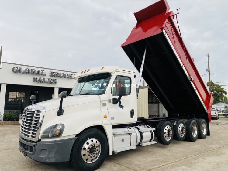 2016 Freightliner Cascadia Dump Trucks