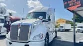 2018 Kenworth T680 Sleeper Trucks