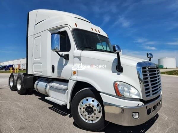 2018 Freightliner CASCADIA 125 Sleeper Trucks