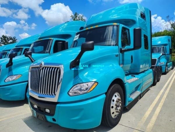 2023 International LT Sleeper Trucks