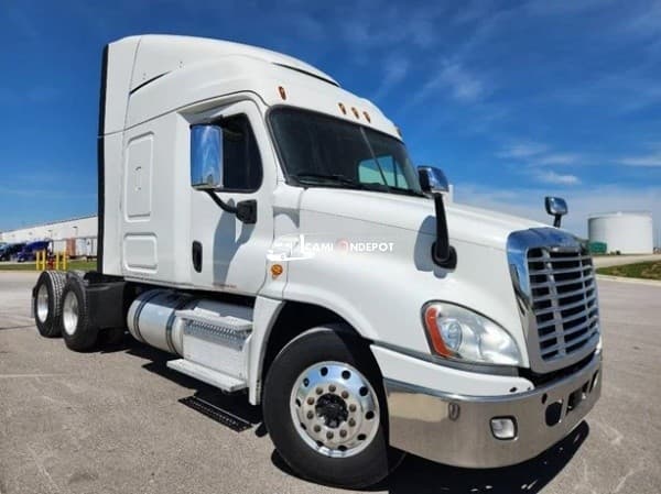 2018 Freightliner CASCADIA 125 Sleeper Trucks