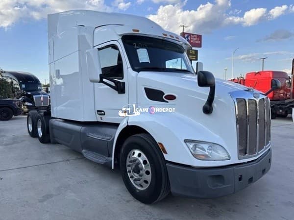 2019 Peterbilt 579 Sleeper Trucks