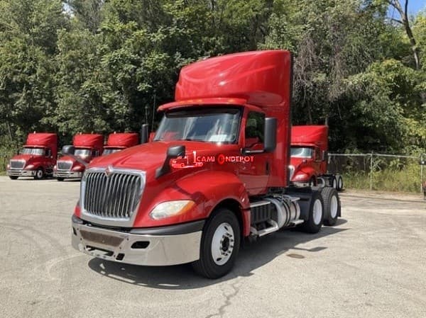 2019 International LT Day Cab Trucks