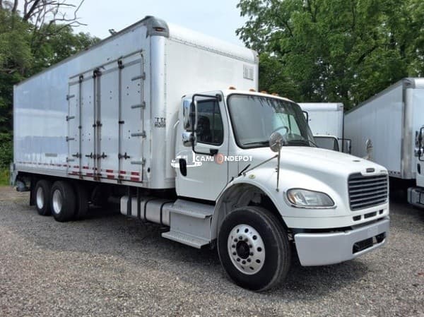 2018 Freightliner BUSINESS CLASS M2 106 Box Trucks