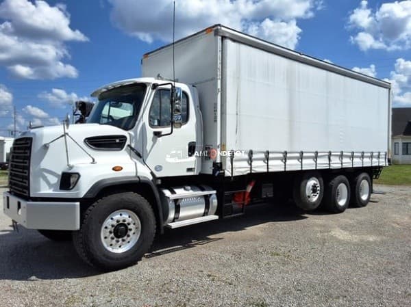 2016 Freightliner 114SD Curtain Side Roll Tarp Trailers