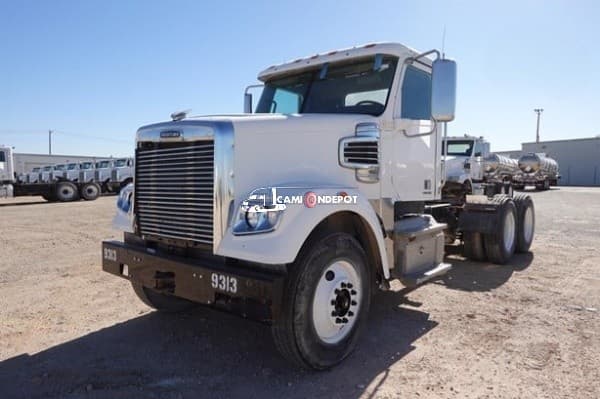 2014 Freightliner  CORONADO 122 SD Day Cab Trucks