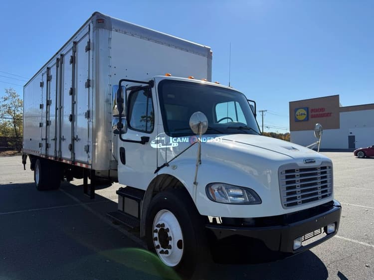 2020 Freightliner M106 Box Trucks