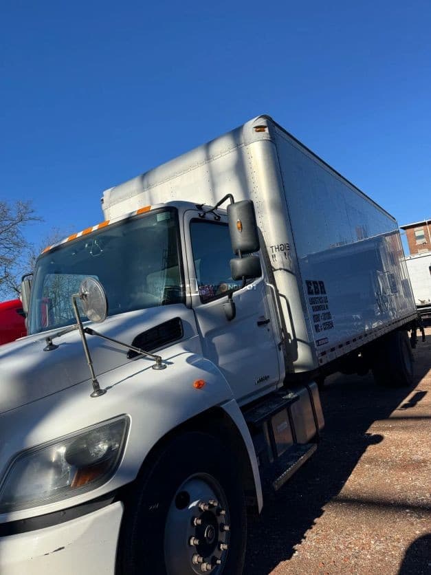 2019 Hino 338 Box Trucks