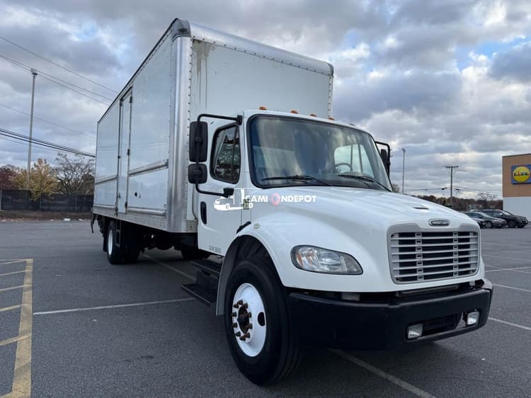 2018 Freightliner M106 Box Trucks