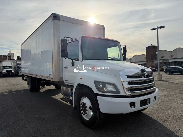 2017 Hino 338 Box Trucks